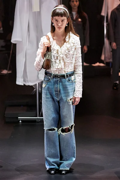 Look 57